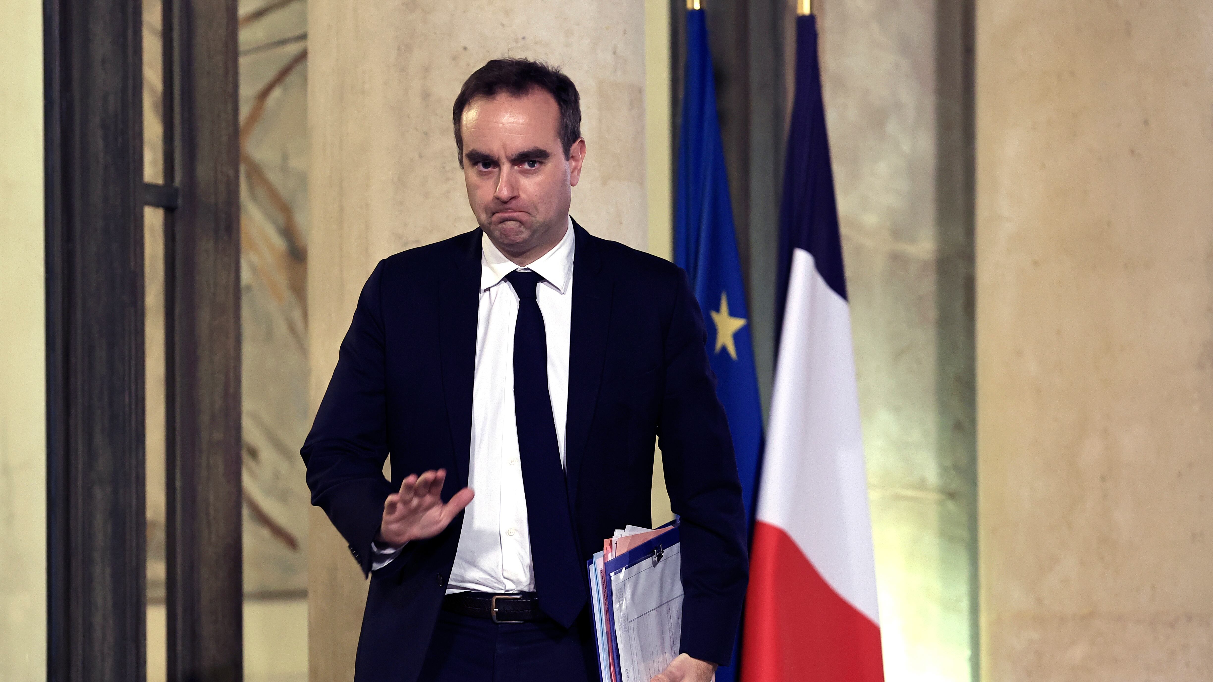 Parigi testa un nuovo razzo nucleare
