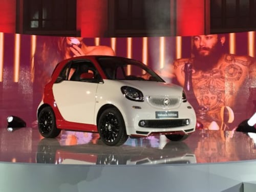 Per Smart la "tuta" corsaiola firmata da Brabus: divertimento assicurato