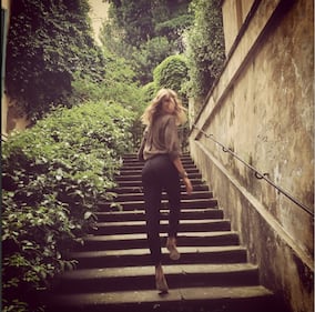 Elena Santarelli, pilates su Instagram 16