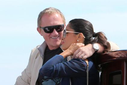 Salma Hayek, il seno esplosivo dell'attrice 13