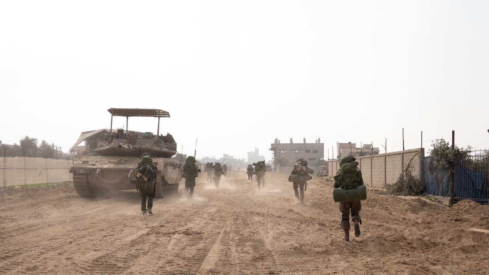 Khan Younis circondata: le Idf attaccano la roccaforte di Hamas nella Striscia