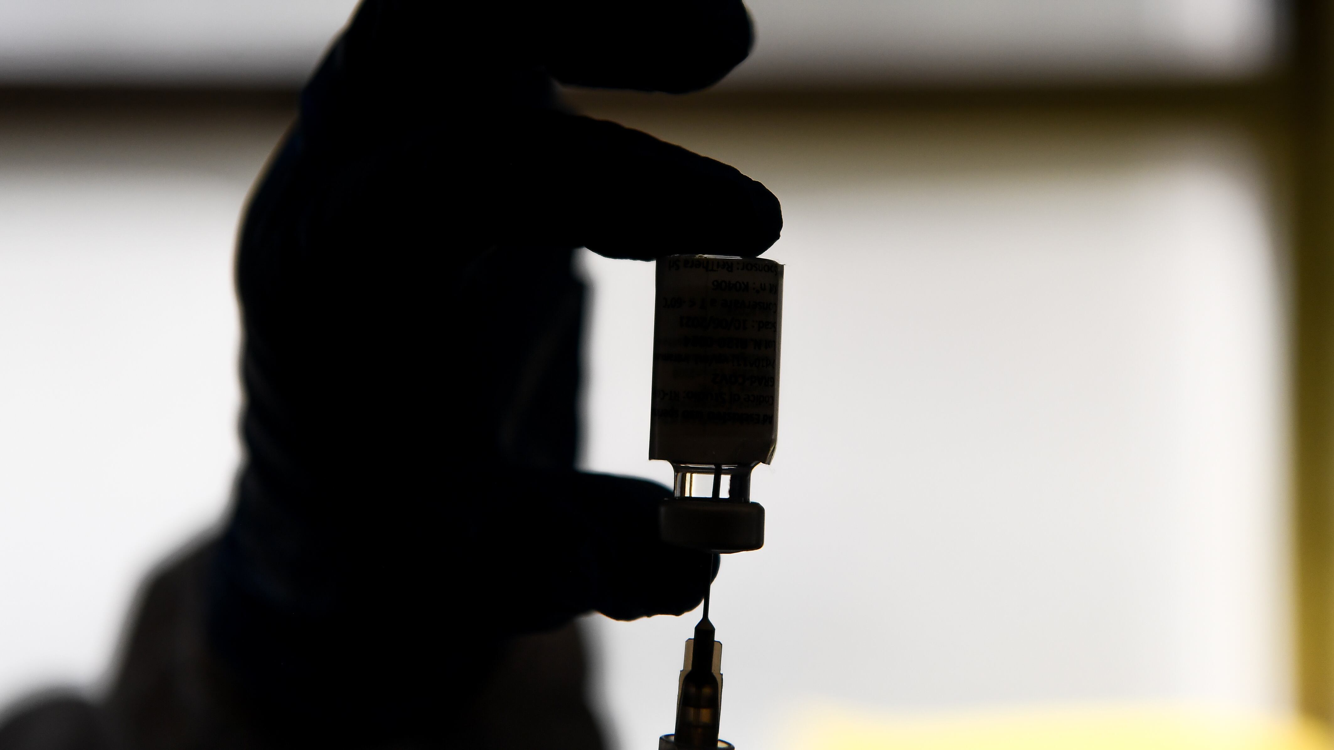 Incognita ferie sui vaccini. "L'estate è a rischio flop"