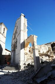 Norcia in macerie 8