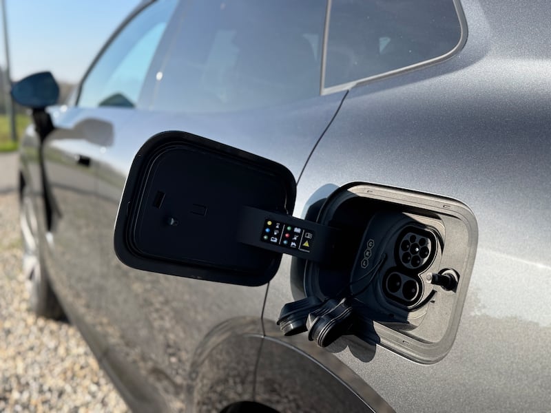 Lynk & Co 08: la gallery del nuovo suv ibrido plug-in 14