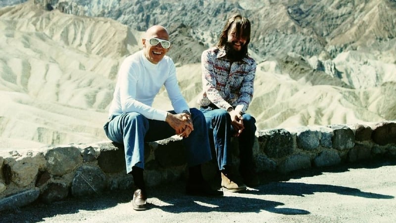 Sorvegliare e gioire. "Foucault in California", il paradiso artificiale