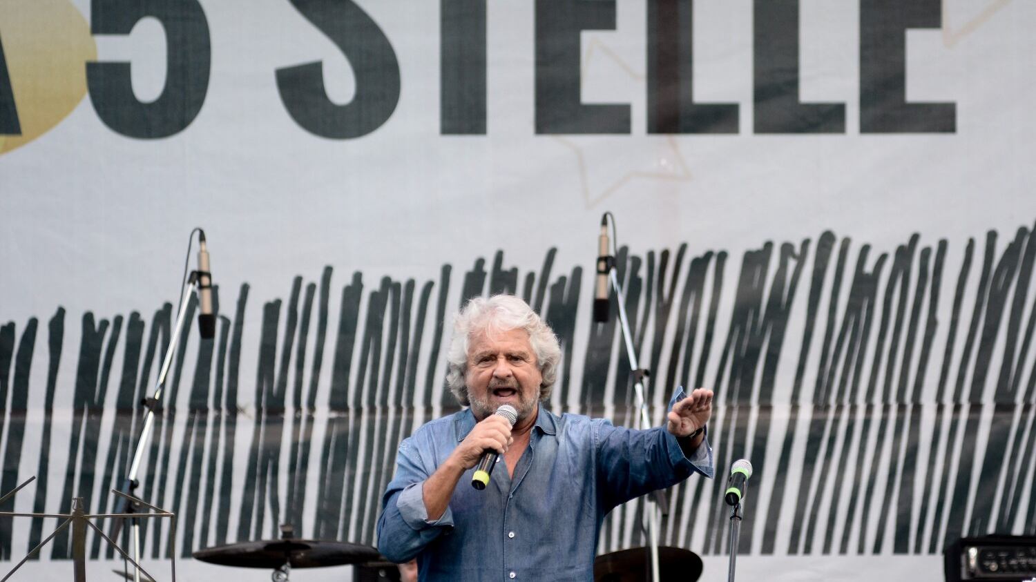 Grillo invia email agli iscritti: "Non hai ancora votato! Fallo subito"