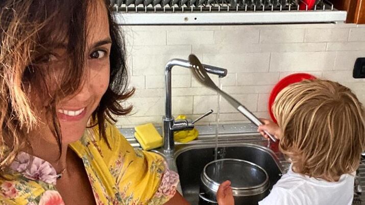 "Allora muori di fame", Caterina Balivo choc sul web. Il commento hot la fa infuriare