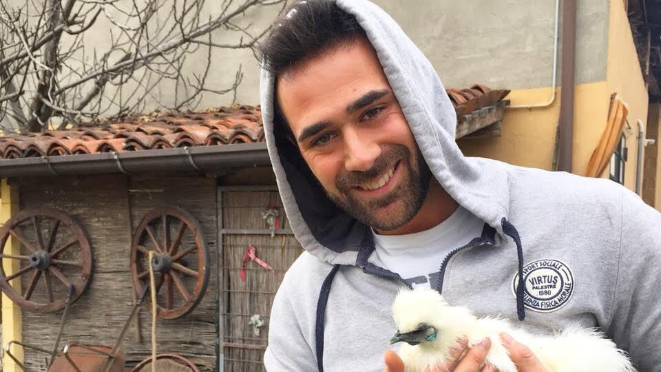 "Porto frutta alle mie galline per capire meglio la natura"