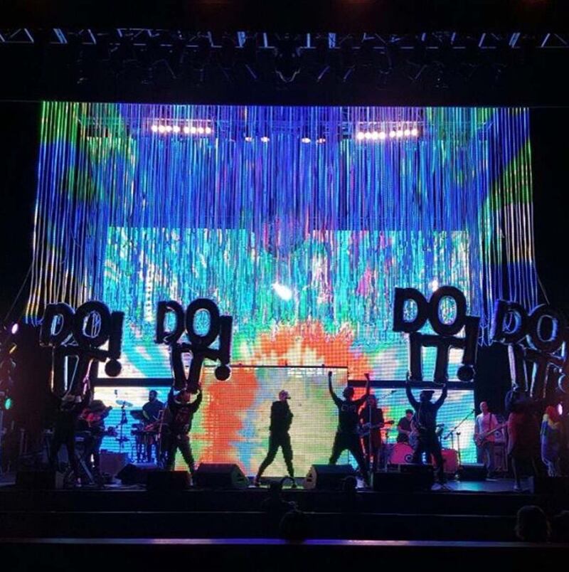 Miley Cyrus chiude il tour con Pamela Anderson 13