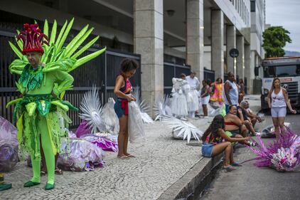 Brasile, iniziano i festeggiami del Carnevale di Rio  3