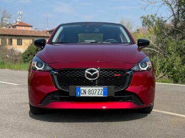 Mazda2 Mild-Hybrid, guarda la gallery della citycar super accessoriata 12