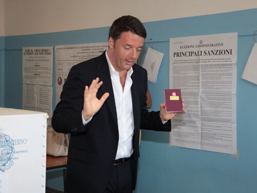 Renzi rottamato all'estero "È il primo grande colpo alla sua carriera politica"