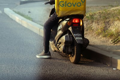 Rider Glovo, la Procura di Milano dice no alla revoca del controllo giudiziario