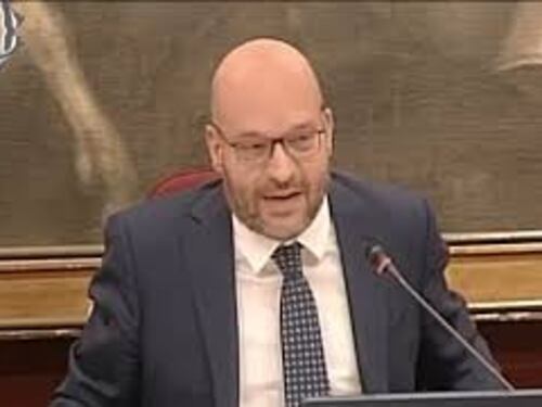 Fontana: Mi piacerebbe che l'Italia avesse un esercito efficiente ed efficace per sicurezza interna