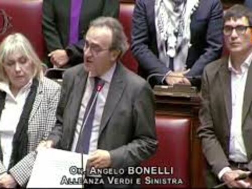 Bonelli legge in Aula nomi bimbi morti a Gaza: "È pulizia etnica, Governo italiano complice"