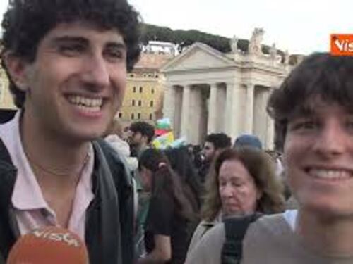 Eletto il nuovo Papa Leone XIV, le voci di fedeli e curiosi: "Speriamo segua la linea di Francesco"