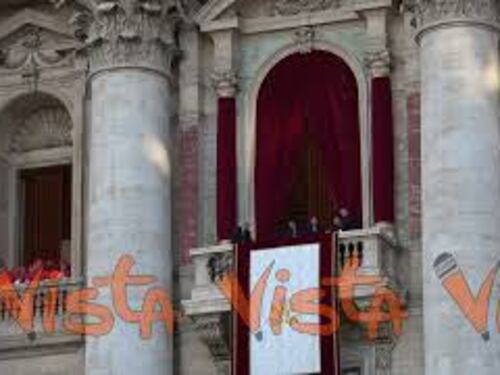 L'habemus Papam pronunciato da mons. Mamberti, il nuovo Papa è Robert Francis Prevost
