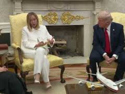"It was so beautiful", Meloni parla in italiano e incanta Trump