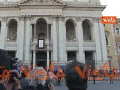 Papa Leone XIV visita la Basilica di San Giovanni in Laterano a Roma