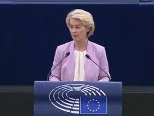 Von der Leyen: Avanti su taglio costi energia e stop a gas russo