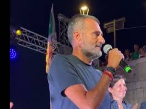 Decaro si candida in Puglia: Non potevo girare la spalle alla mia terra e al mio popolo