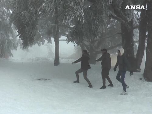 Maltempo, neve anche in Algeria (non lontano dal mare)