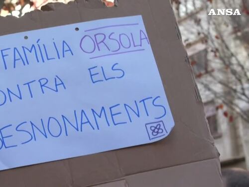 Barcellona, evitato lo sfratto di un maestro da "Casa Orsola"