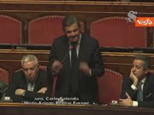 Caso Almasri, Calenda: "Gigantesca sagra dell'ipocrisia, almeno mollatelo nel deserto"