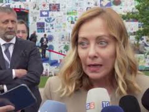 Meloni: Vertici "volenterosi" con Zelensky? Non partecipo, non siamo disponibili a inviare truppe