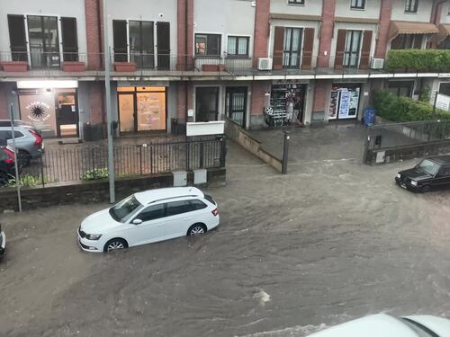 Como, le strade diventano fiume