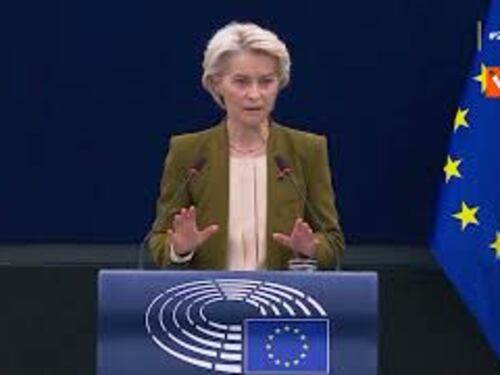 Von der Leyen: Ue impegnata in una lotta per la sua libertà, indipendenza, integrità