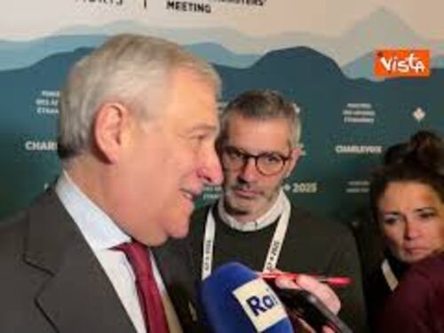 Tajani al G7 Canada: "Italia non è favorevole a invio di truppe Nato o Ue in Ucraina"