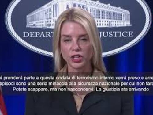 Tesla vandalizzate, la procuratrice Usa Pam Bondi: È terrorismo, la giustizia sta arrivando