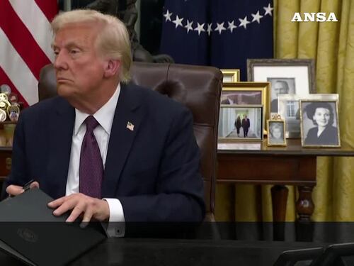 Trump, "senza un accordo Putin distrugge la Russia"