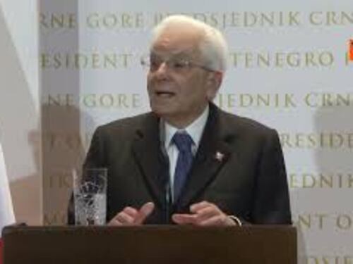 Mattarella: "Dopo la consegna delle armi nucleari la Russia garantì indipendenza a Kiev"