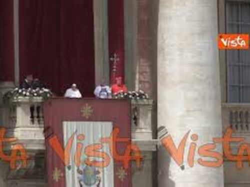 Papa Francesco: "Chi ha responsabilità politiche non ceda alla paura e usi le 'armi della pace'"