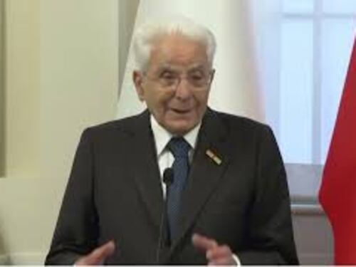 Mattarella: In Ucraina bombardamenti quotidiani, segnali sempre più allarmanti
