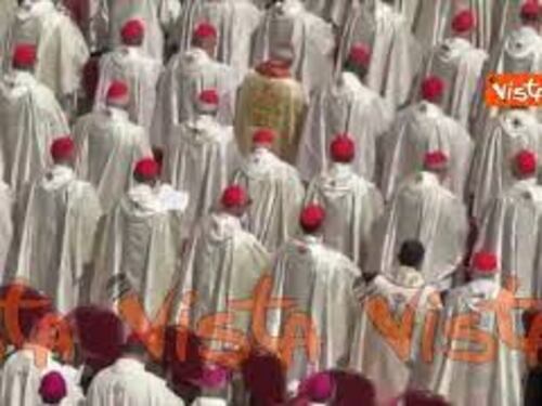 Duecento cardinali alla Messa di insediamento di Papa Leone XIV