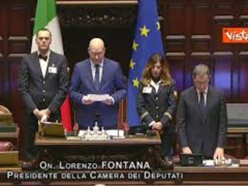 Fontana ricorda Luca Attanasio alla Camera: Ha dedicato la propria esistenza al servizio del Paese