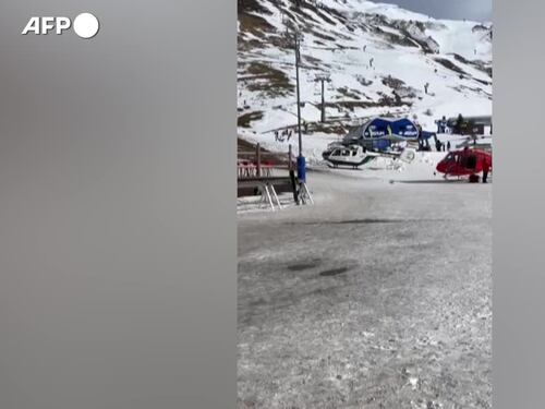 Spagna: cede una seggiovia, 10 persone in ospedale