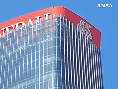 Milano, cede l'insegna Generali sulla torre Hadid a Milano