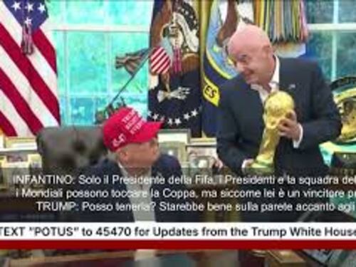 Infantino porge Coppa del Mondo a Trump: Solo per i vincenti come Lei