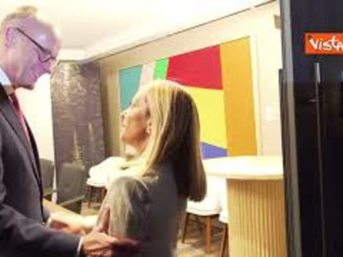 Incontro bilaterale tra la premier Meloni e il Cancelliere tedesco Merz al G7 a Kananaskis in Canada
