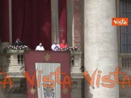 Papa Francesco: "Quanta violenza e conflitti, torniamo a sperare e a fidarci gli uni degli altri"