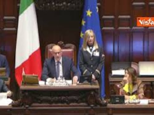 Fabio Rampelli sbotta alla Camera: È la sesta volta che chiedo di fare silenzio