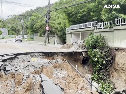 Maltempo in Brasile, forti disagi nello Stato meridionale di S. Catarina