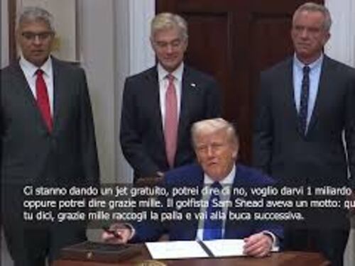 Trump: Aereo del Qatar un regalo personale? Sarei stato stupido a non accettare
