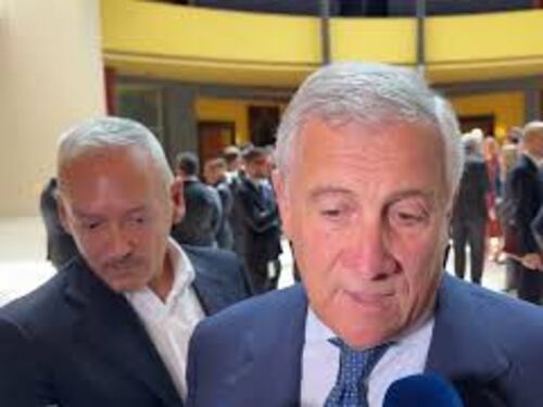 Tajani: Vogliamo la pace in Ucraina, serve un messaggio forte a Putin