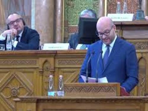 Fontana: Necessaria maggior partecipazione dei Parlamenti nazionali a processo decisionale Ue