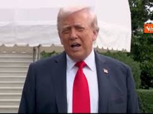 Trump: Re Carlo è mio amico, è un uomo elegante e rappresenta il Regno Unito molto bene